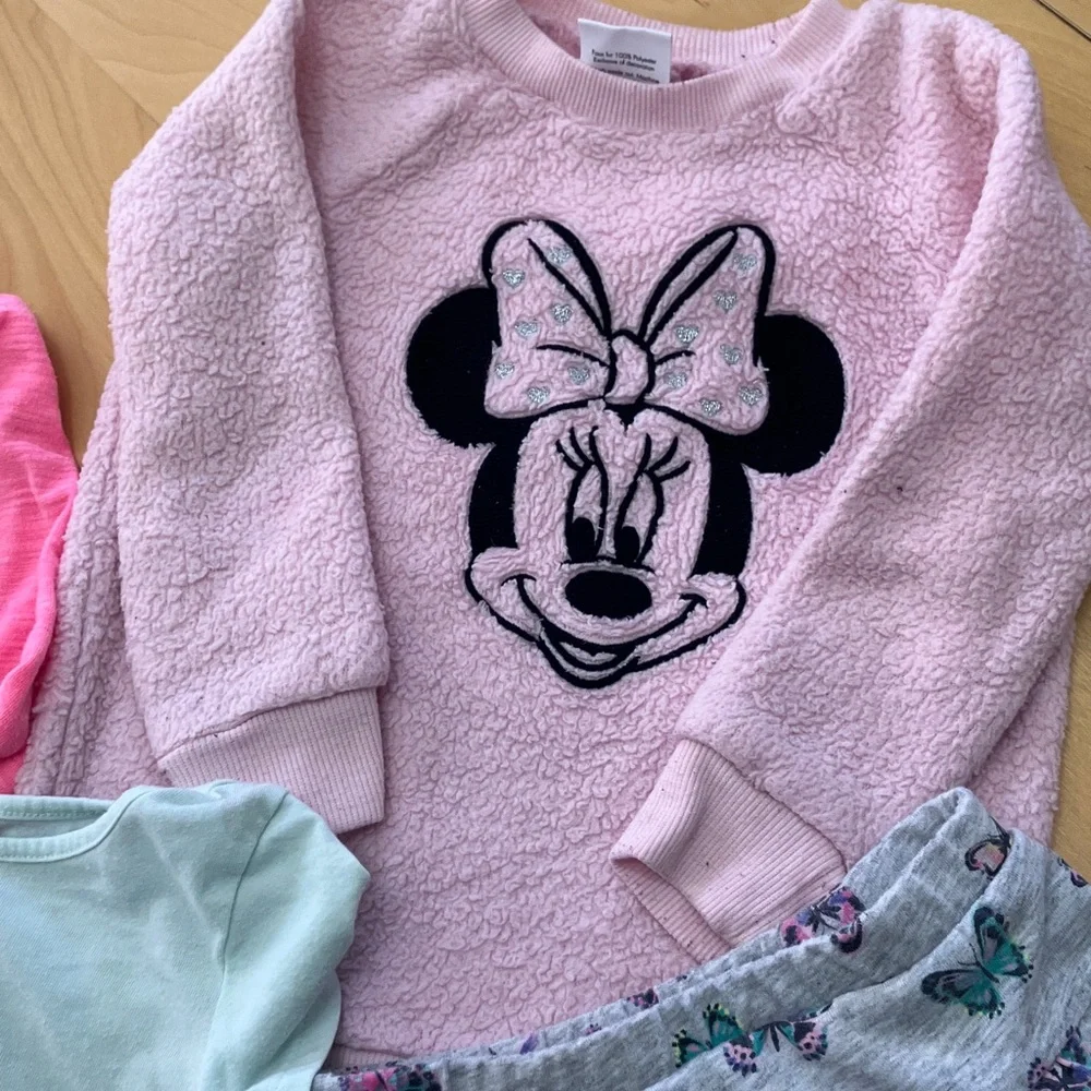 Bundle of size 2 little girl Minnie fleece, T-shirts and‎ skort